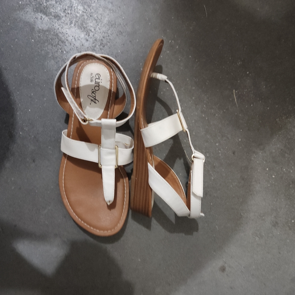 DSW Eurosoft sandals White Size 6M - Picture 5 of 8